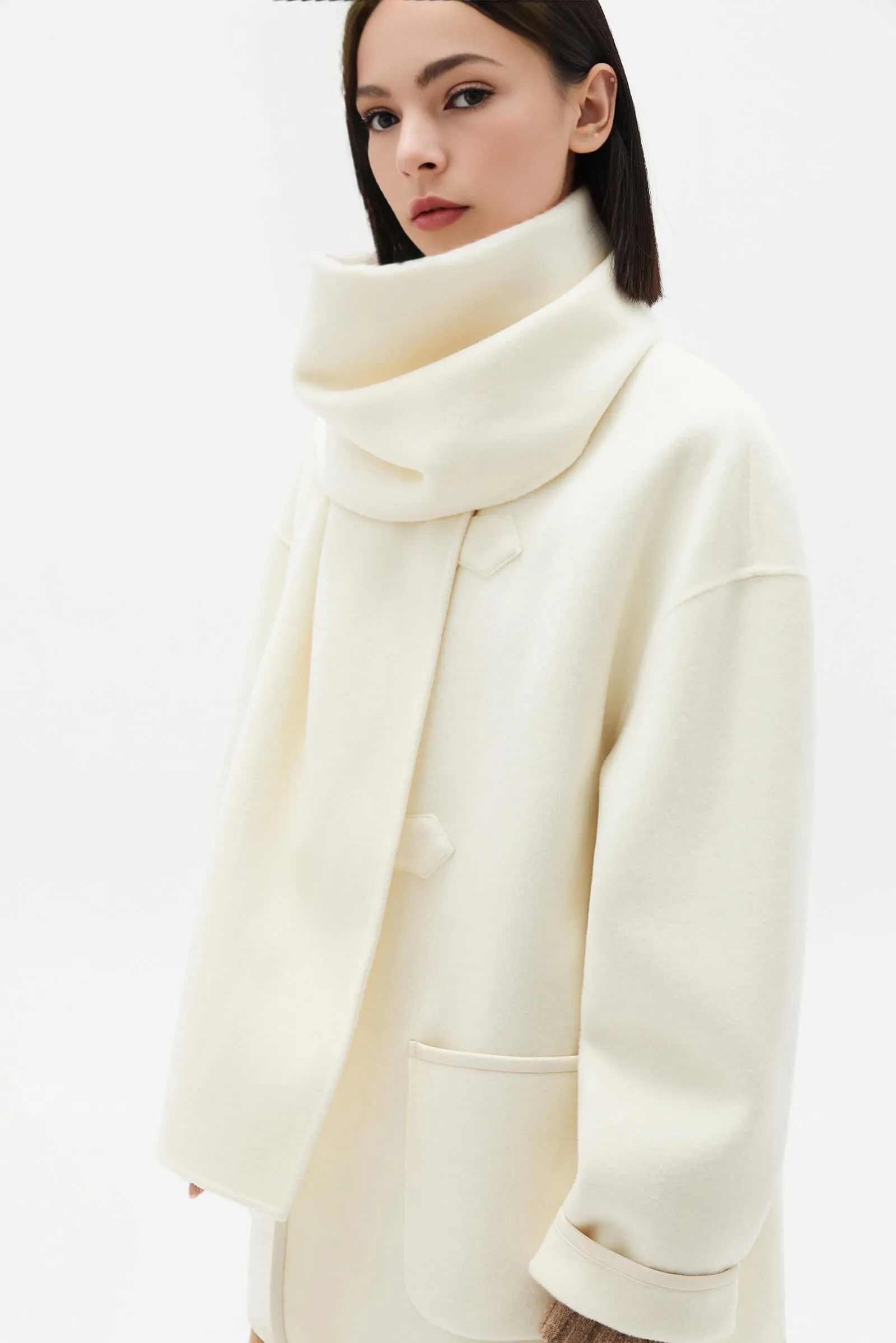 LILY Woolen Coat with Scarf