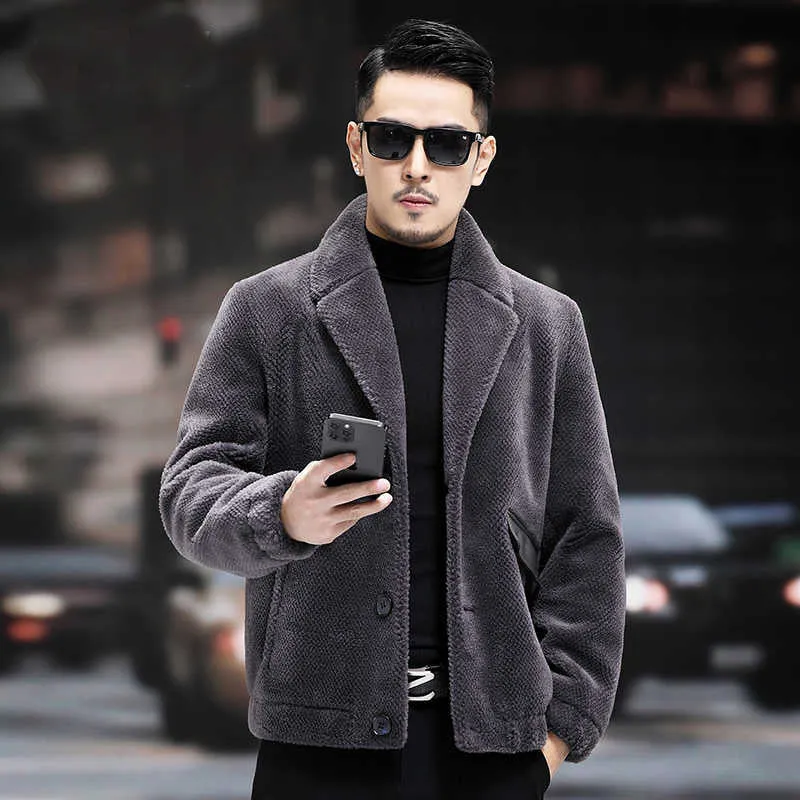 Men's Slim Fit Fur Sheepskin Coat for Winter